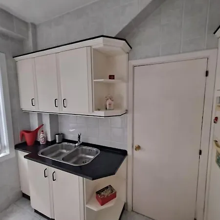 Casa Centrica. A 200m De La Playa Riazor * Ла-Корунья