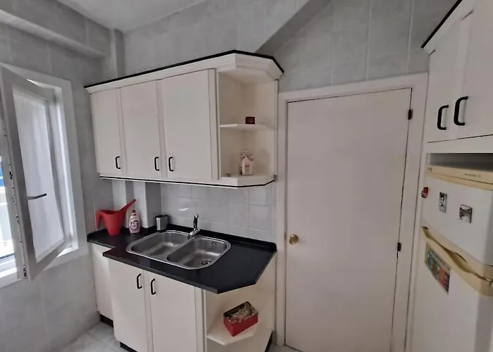 Casa Centrica. A 200m De La Playa Riazor * A Coruna